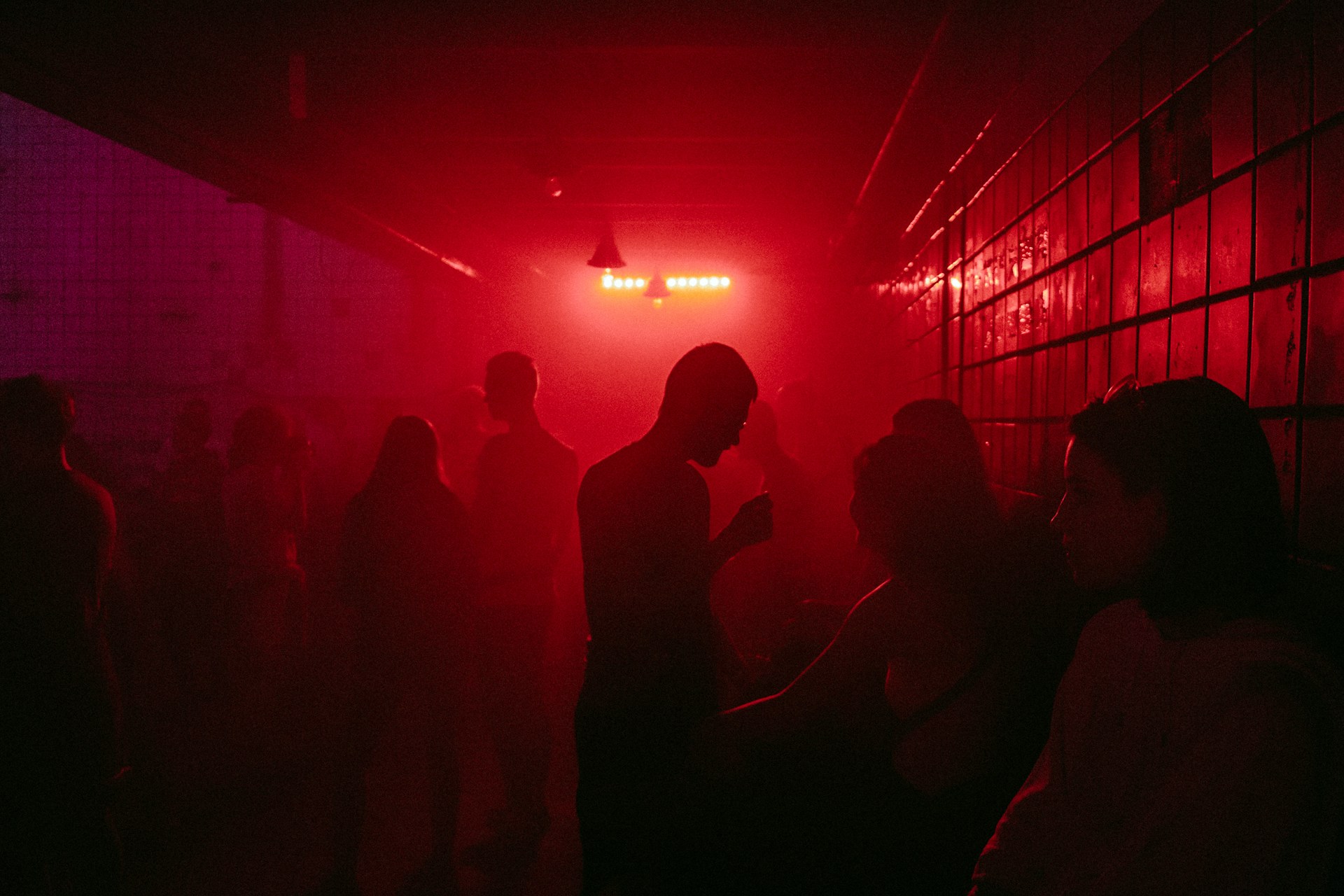 aleksandr popov R25Q pAUeY8 unsplash (1)