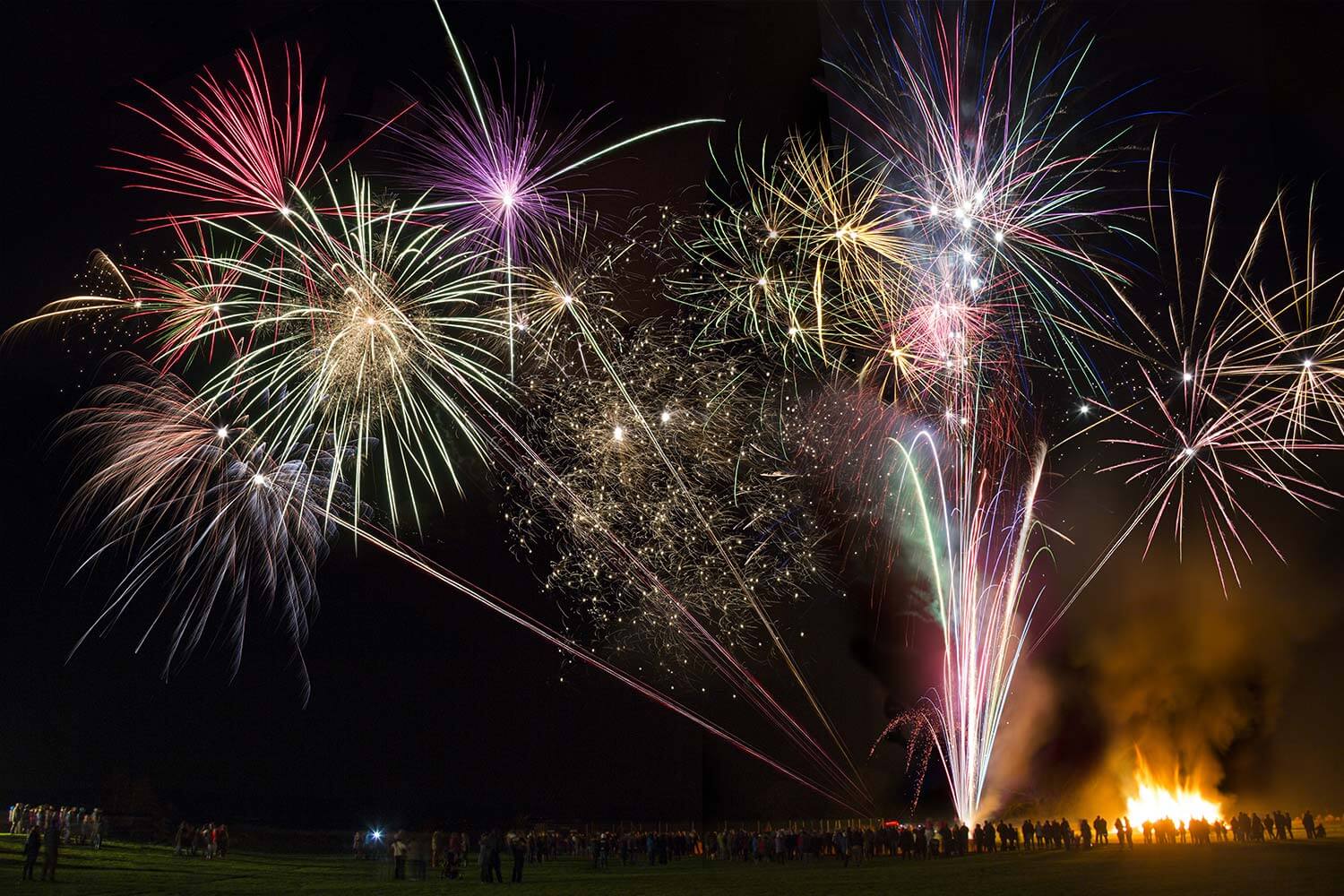 Bonfire night display