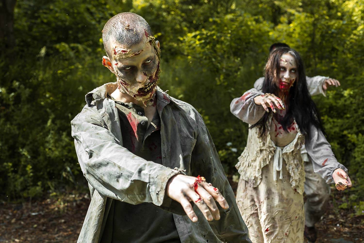 Zombie actors at a scare park